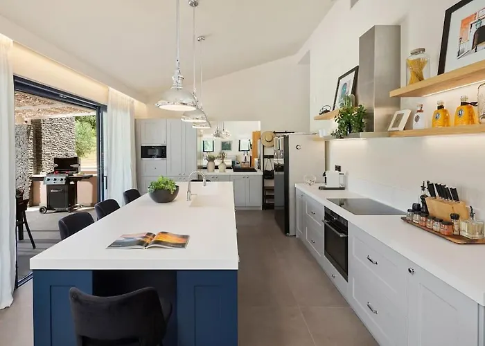 Вилла Theolia Гоувия