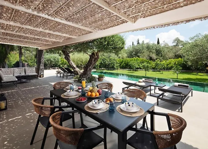 Theolia Гоувия