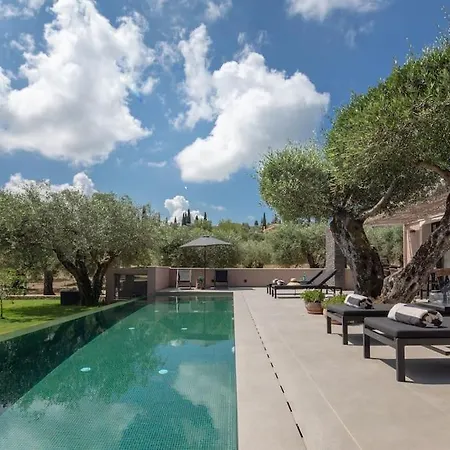 Villa Theolia *