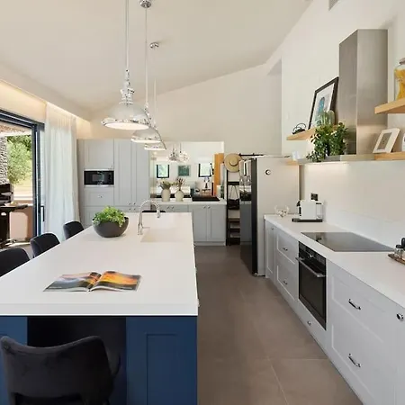 Villa Theolia Gouvia